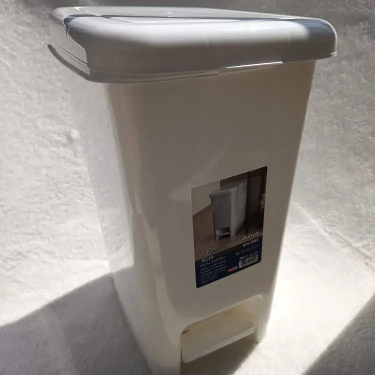 PAPELERA SLIM CON PEDAL 10 LT's photo #1