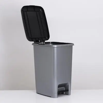 PAPELERA SLIM CON PEDAL 10 LT's photo #1