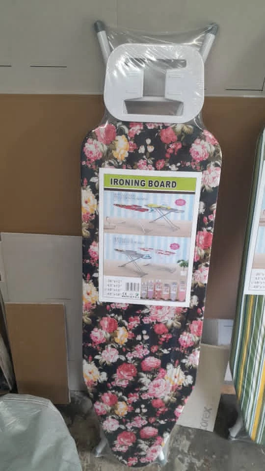 Tabla de Planchar con Soporte para Plancha's foto | CASAVIVA |  BizneCubano