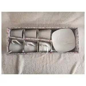 Tazas con platillos miniatura 2
