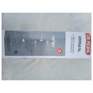 Colgador de ropa miniatura 2